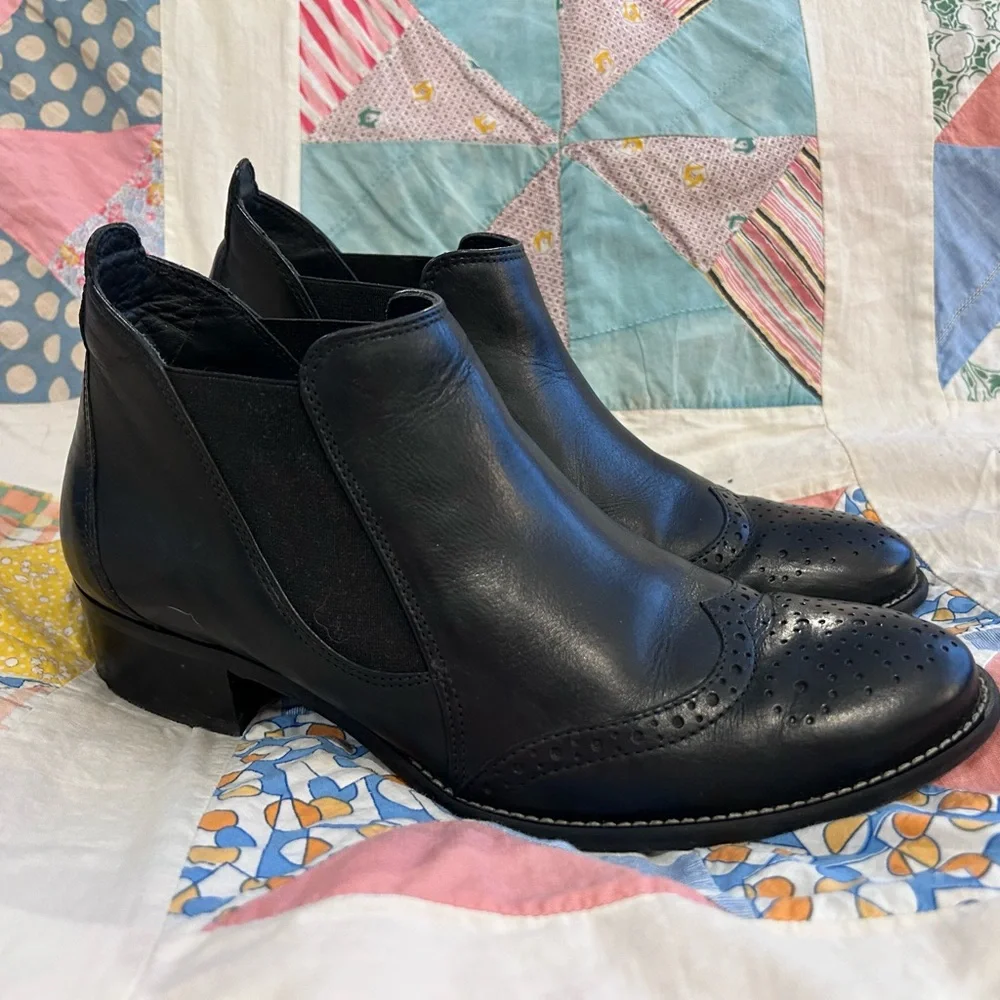 Paul Green Black Leather Booties